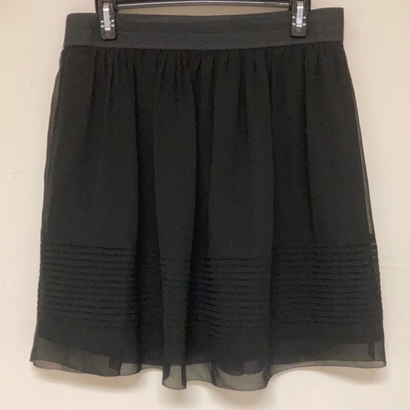 Ann Taylor Dresses & Skirts - AT chiffon skirt